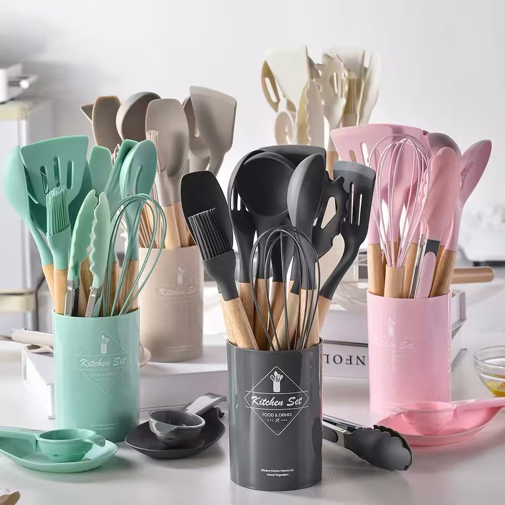 Kitchen Gadgets Under $10 - 12 Buah Set Peralatan Masak Silikon